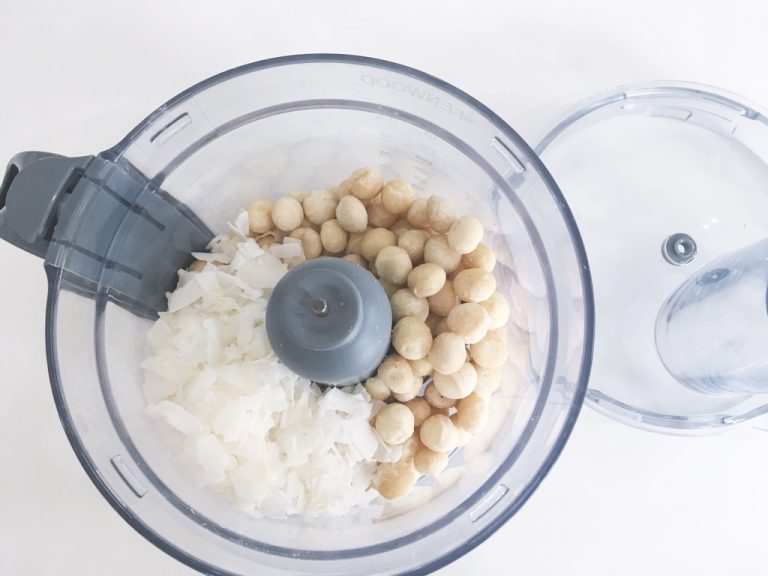 Creamy Macadamia and Coconut Butter Sip • Munch • Move