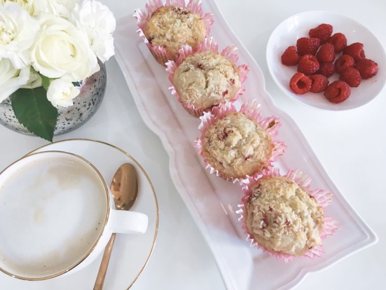 Coconut muffins with raspberries serve 9